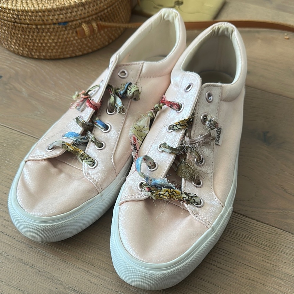 Women's Pink Sneakers